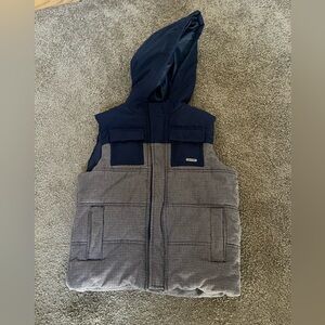 Great condition Janie and Jack quilter puffer vest warm size 4-5 little kids